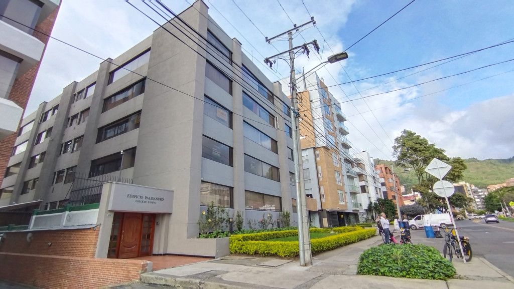Apartamento en venta Cundinamarca Bogotá Santa Barbara Central 158 m2 Habitaciones 3 Baños 3 Garajes 2 Precio $825000000