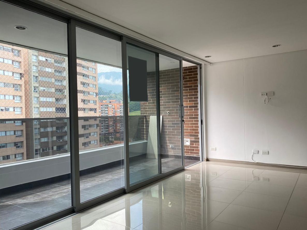 Apartamento en arriendo Antioquia Envigado La Inmaculada 99 m2 Habitaciones 2 Baños 2 Garajes 3 Precio $4850000