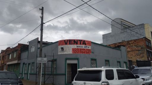 Casa en venta Cundinamarca Bogotá Jorge Eliécer Gaitán 221 m2 Habitaciones 5 Baños 4 Garajes 1 Precio $950000000