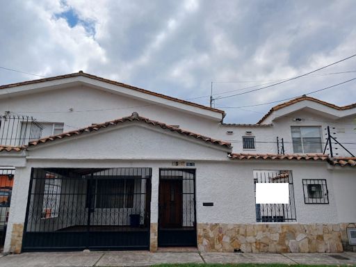 Casa en venta Cundinamarca Bogotá El Contador 330 m2 Habitaciones 5 Baños 6 Garajes 4 Precio $1400000000