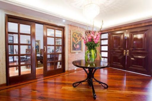 Casa en venta Cundinamarca Bogotá Santa Barbara Alta 750 m2 Habitaciones 4 Baños 5 Garajes 4 Precio $5600000000