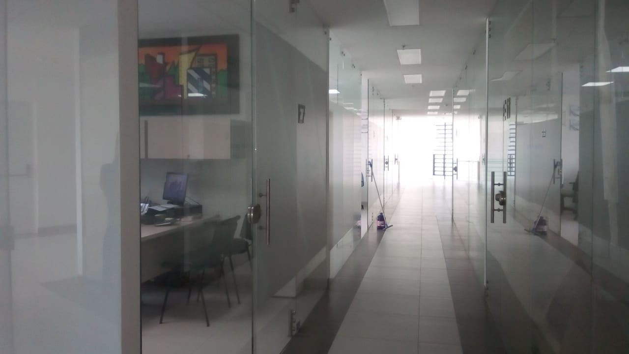 Oficina en arriendo Risaralda Pereira El Progreso 25 m2 Habitaciones 0 Baños 10 Garajes 2 Precio $1500000