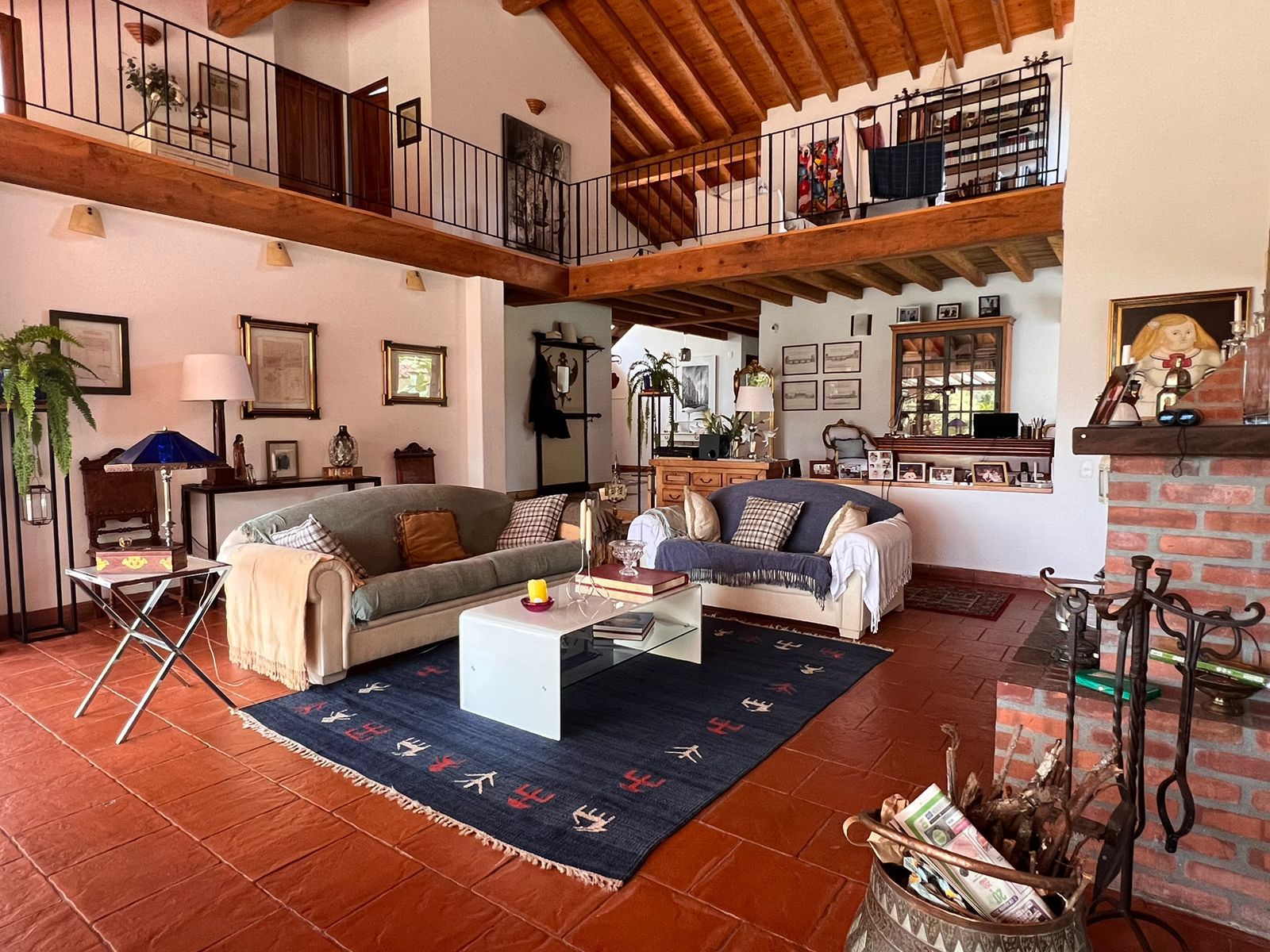 Casa en venta Antioquia El Carmen De Viboral Centro 400 m2 Habitaciones 7 Baños 8 Garajes 3 Precio $2350000000