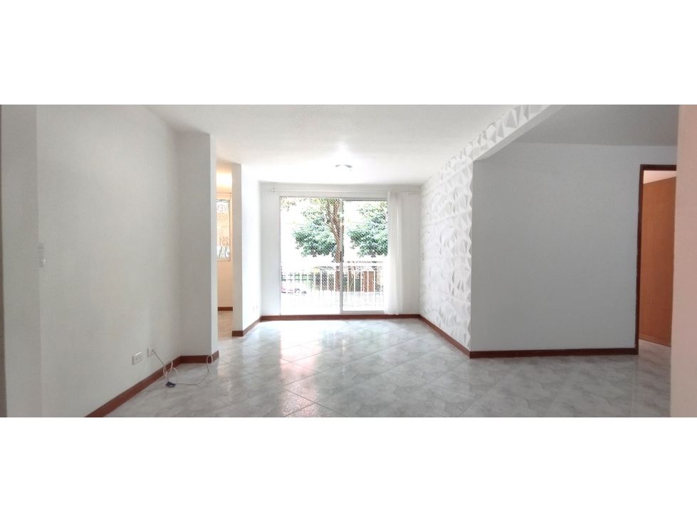 Apartamento en arriendo Antioquia Medellín Castropol 95 m2 Habitaciones 3 Baños 2 Garajes 1 Precio $3790000