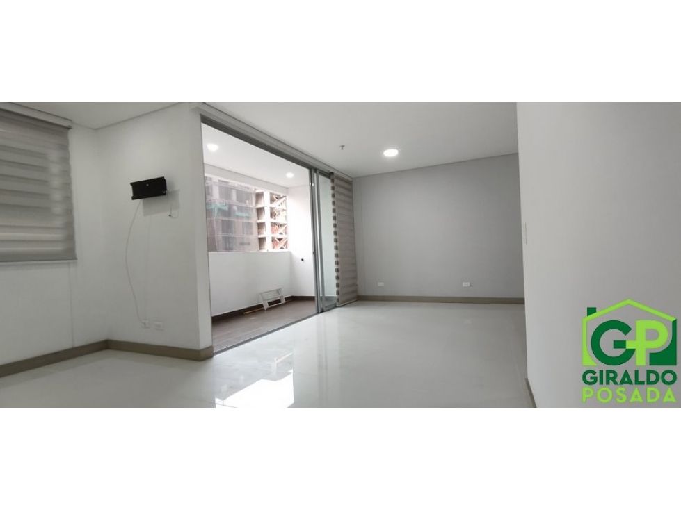 Apartamento en arriendo Antioquia Medellín Castropol 90 m2 Habitaciones 2 Baños 3 Garajes 2 Precio $4180000