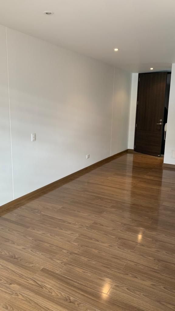 Apartamento en venta Cundinamarca Bogotá Club Los Lagartos 47 m2 Habitaciones 1 Baños 2 Garajes 1 Precio $410000000