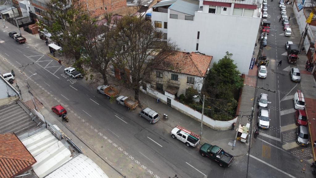 Lote en venta Cundinamarca Bogotá La Esperanza 306 m2 Habitaciones 0 Baños 0 Garajes 0 Precio $1600000000