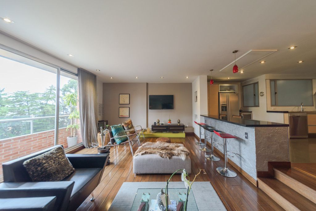 Apartamento en venta Cundinamarca Bogotá Los Rosales 141 m2 Habitaciones 2 Baños 3 Garajes 2 Precio $1500000000