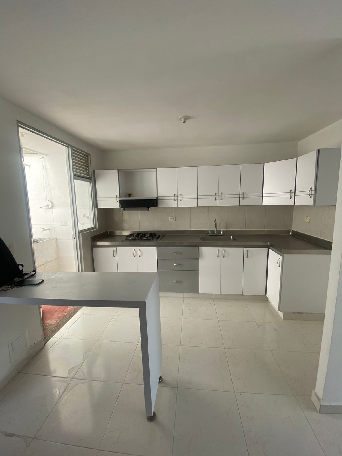 Casa en arriendo Risaralda Pereira Sanfelipe 120 m2 Habitaciones 3 Baños 4 Garajes 2 Precio $2700000