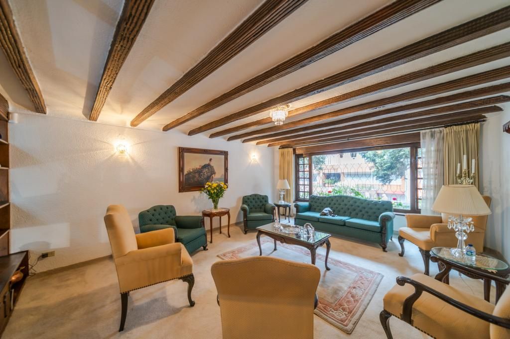 Casa en venta Cundinamarca Bogotá Santa Barbara Central 266 m2 Habitaciones 3 Baños 4 Garajes 1 Precio $1800000000