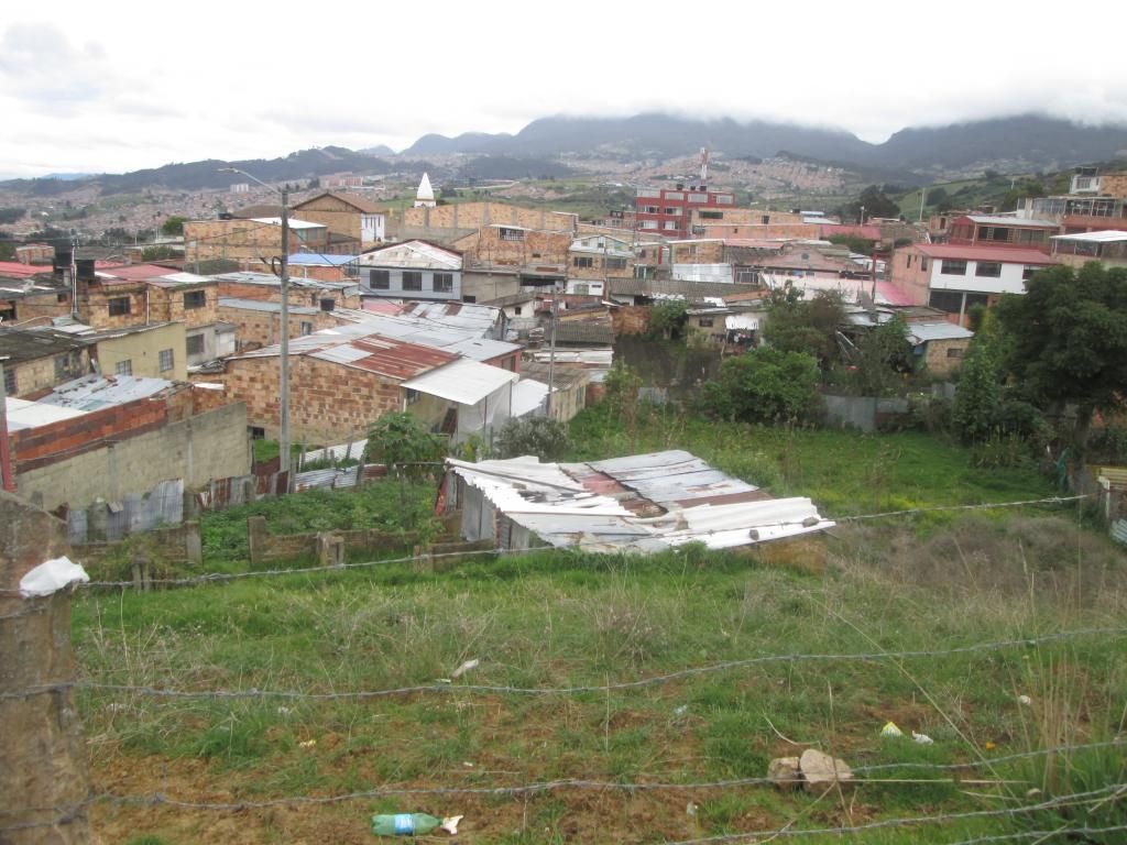 Lote en venta Cundinamarca Bogotá El Oasis 1293 m2 Habitaciones 0 Baños 0 Garajes 0 Precio $1100000000