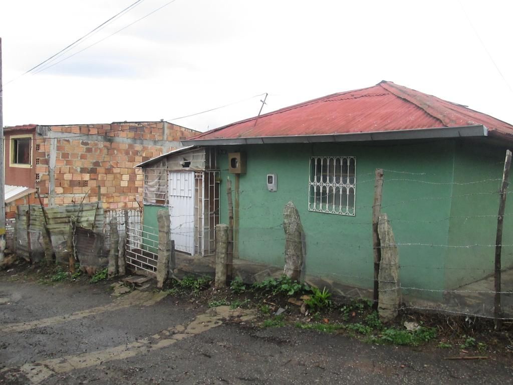 Casa en venta Cundinamarca Bogotá Usme Centro 1002 m2 Habitaciones 1 Baños 1 Garajes 0 Precio $900000000