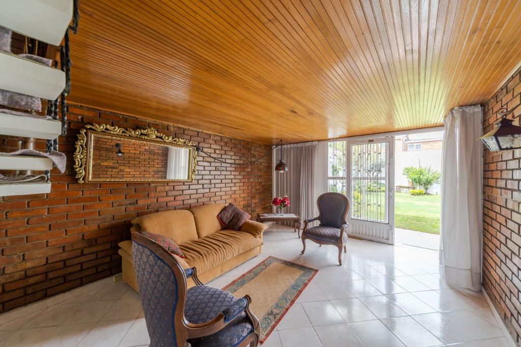 Casa en venta Cundinamarca Bogotá Potosí 321 m2 Habitaciones 4 Baños 3 Garajes 4 Precio $1180000000