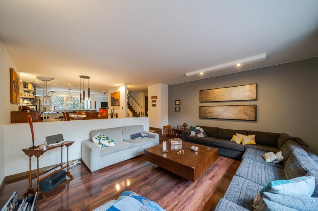 Apartamento en venta Cundinamarca Bogotá La Cabrera 210 m2 Habitaciones 3 Baños 3 Garajes 1 Precio $1700000000