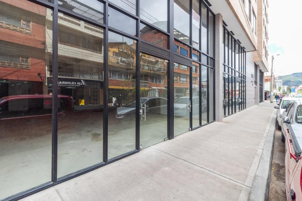 Local en venta Cundinamarca Bogotá Prado Veraniego 62 m2 Habitaciones 0 Baños 0 Garajes 0 Precio $620900000