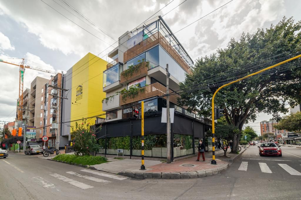 Local en arriendo Cundinamarca Bogotá Cedritos 175 m2 Habitaciones 0 Baños 0 Garajes 0 Precio $9900000