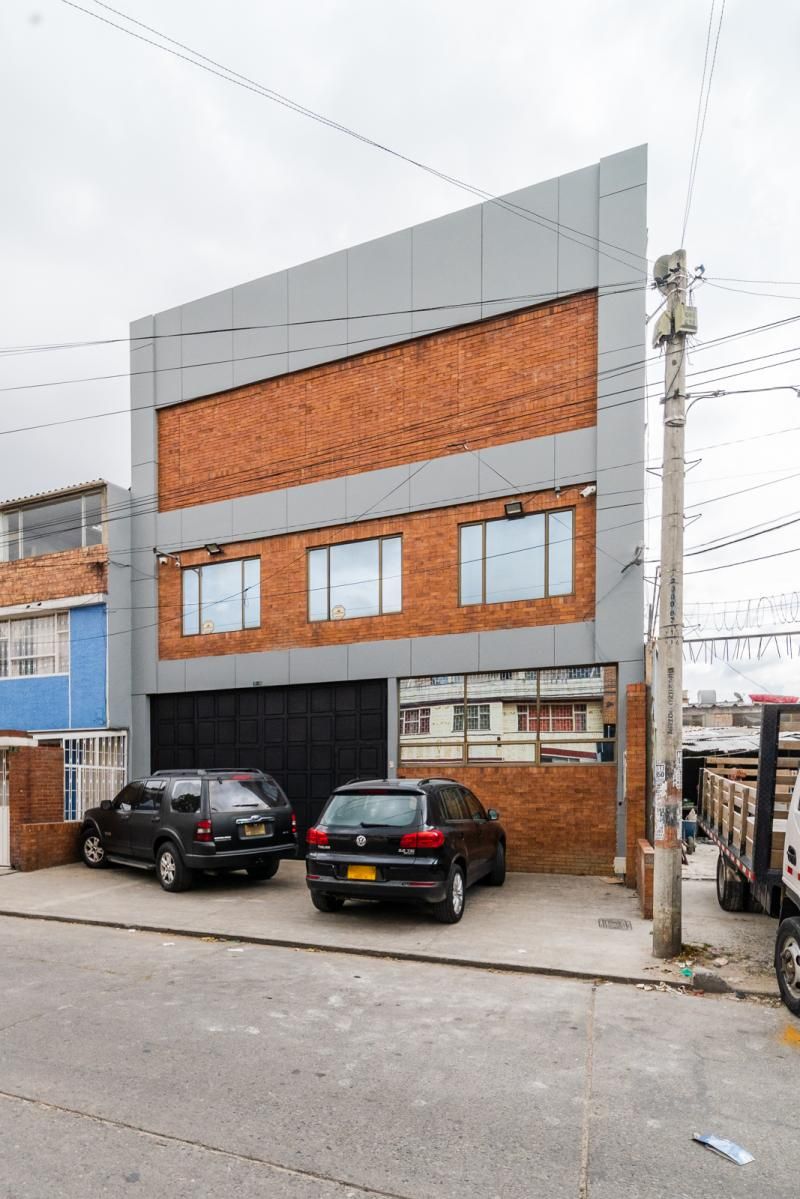 Bodega en venta Cundinamarca Bogotá Las Orquideas 870 m2 Habitaciones 0 Baños 3 Garajes 2 Precio $3800000000