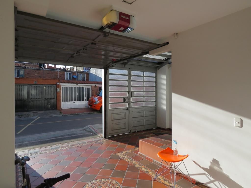 Casa en venta Cundinamarca Bogotá Bonanza 275 m2 Habitaciones 2 Baños 3 Garajes 1 Precio $700000000