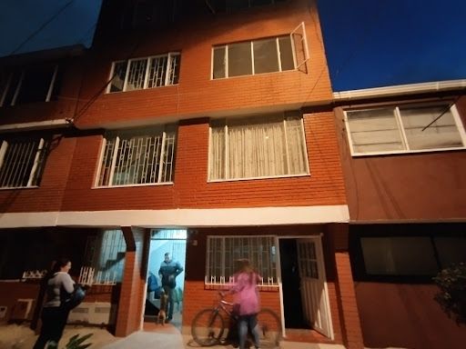 Casa en venta Cundinamarca Bogotá Carmen Norte 227 m2 Habitaciones 8 Baños 4 Garajes 0 Precio $600000000