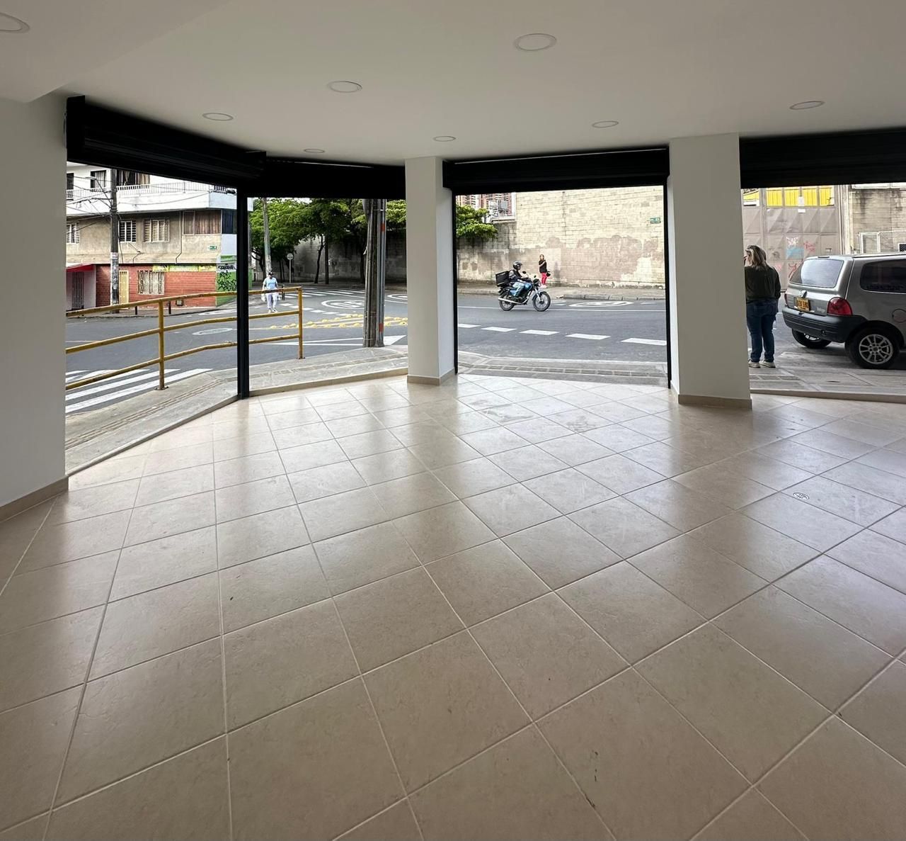 Local en arriendo Antioquia Itagüí Playa Rica 50 m2 Habitaciones 0 Baños 1 Garajes 0 Precio $4522000