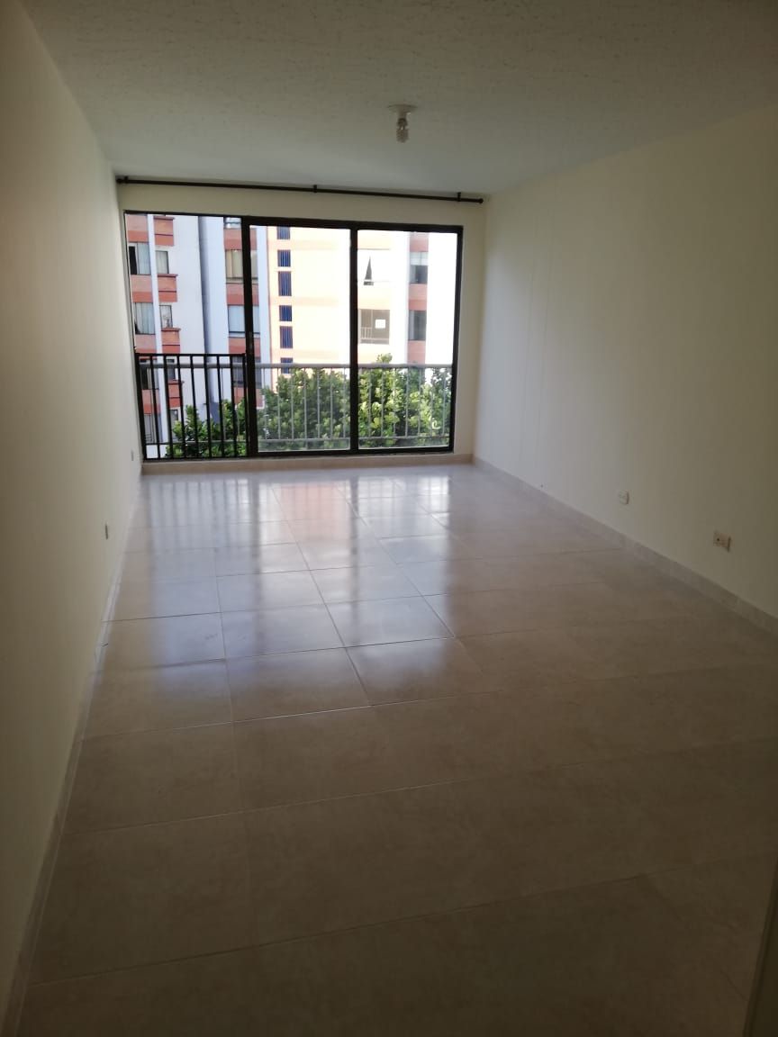 Apartamento en venta Risaralda Pereira La Enseñanza 84 m2 Habitaciones 3 Baños 2 Garajes 2 Precio $280000000