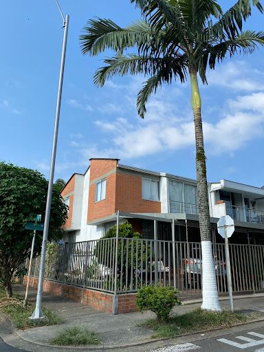 Casa en venta Risaralda Pereira Ur Villa Verde 100 m2 Habitaciones 4 Baños 2 Garajes 3 Precio $400000000