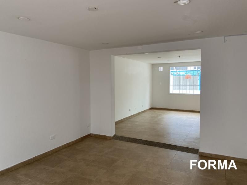 Casa en arriendo Cundinamarca Bogotá Santa Barbara Oriental 400 m2 Habitaciones 13 Baños 7 Garajes 9 Precio $11000000