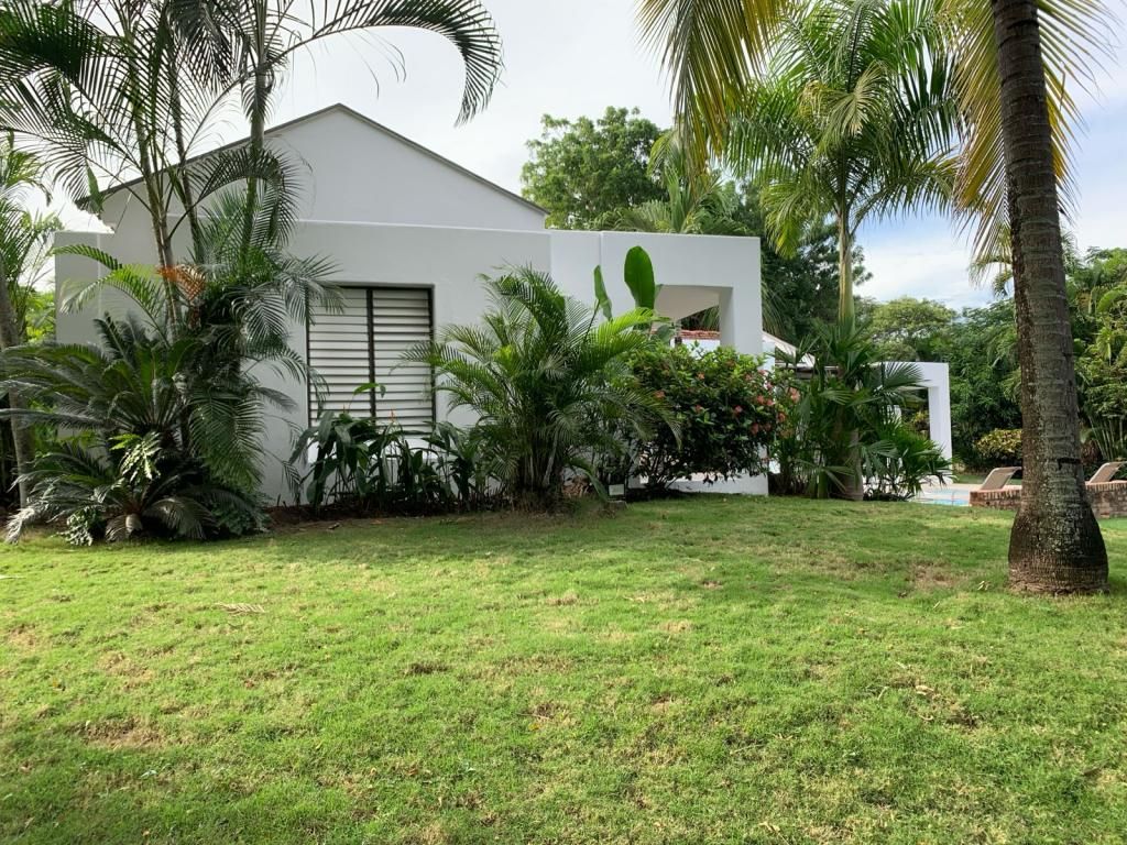 Casa en venta Cundinamarca Girardot Centro 250 m2 Habitaciones 4 Baños 6 Garajes 4 Precio $1100000000