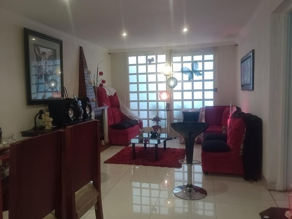 Casa en venta Cundinamarca Bogotá Villa Del Prado 198 m2 Habitaciones 3 Baños 3 Garajes 1 Precio $750000000