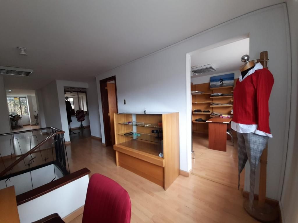 Casa en arriendo Cundinamarca Bogotá Los Andes Norte 420 m2 Habitaciones 5 Baños 5 Garajes 2 Precio $9500000