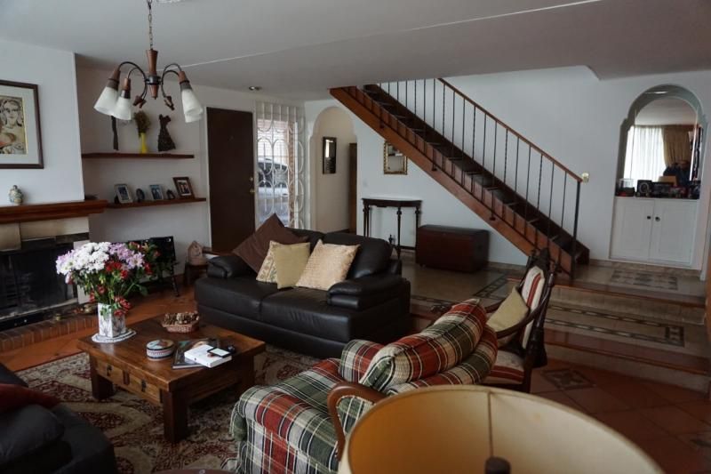 Casa en venta Cundinamarca Bogotá Niza 263 m2 Habitaciones 5 Baños 4 Garajes 4 Precio $1200000000