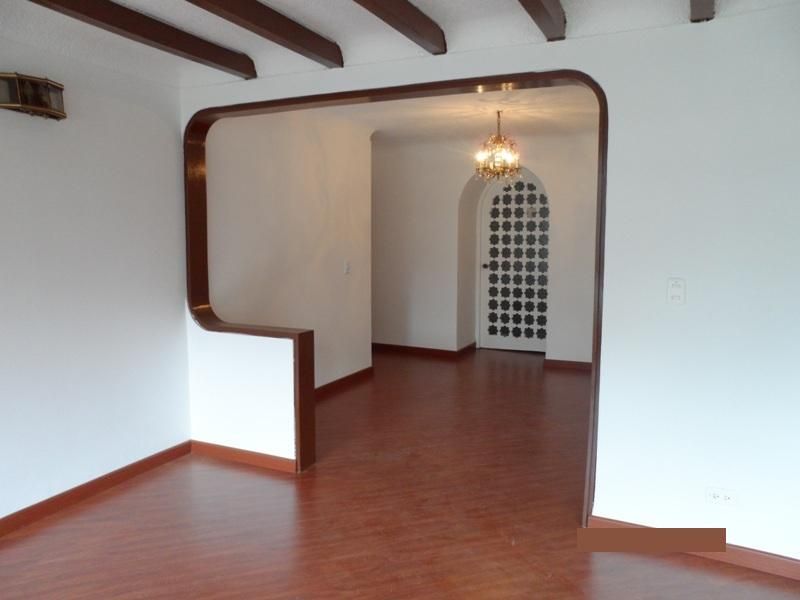 Apartamento en venta Cundinamarca Bogotá San Patricio 330 m2 Habitaciones 4 Baños 4 Garajes 2 Precio $1500000000