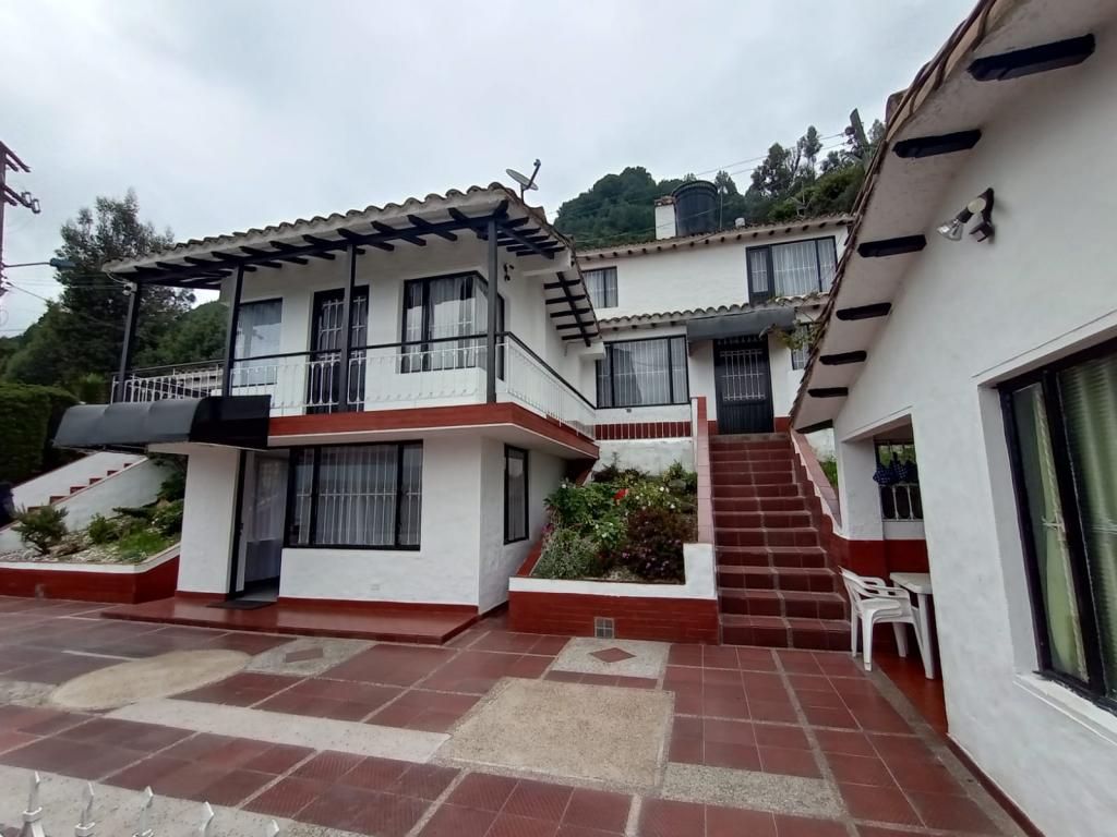 Casa en arriendo Cundinamarca Tabio Tabio 400 m2 Habitaciones 5 Baños 7 Garajes 5 Precio $10000000