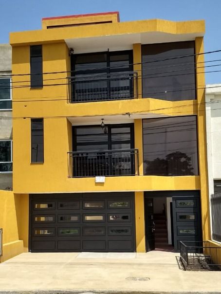 Edificio en venta Cundinamarca Chía Cr Club Campestre Rio Frio 255 m2 Habitaciones 4 Baños 6 Garajes 2 Precio $800000000