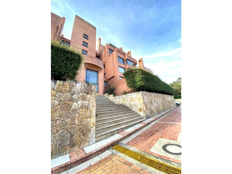 Apartamento en venta Cundinamarca Bogotá Ciudadela Real 317 m2 Habitaciones 4 Baños 6 Garajes 3 Precio $2600000000