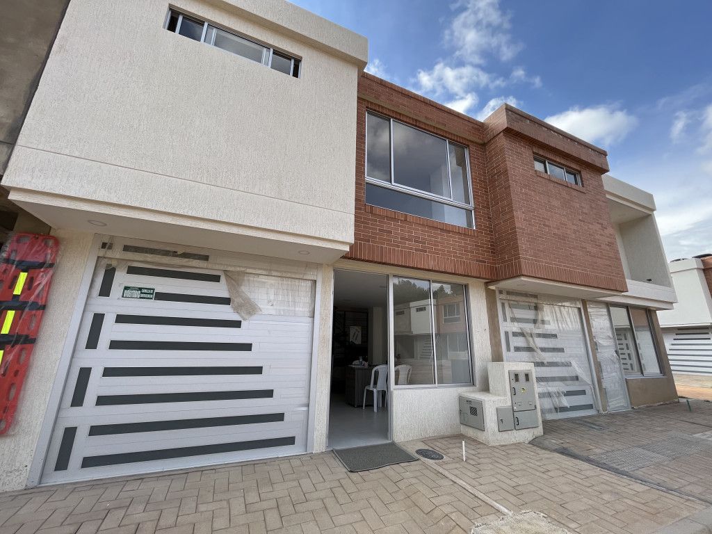 Casa en venta Boyacá Tunja Asd 132 m2 Habitaciones 3 Baños 3 Garajes 1 Precio $525000000
