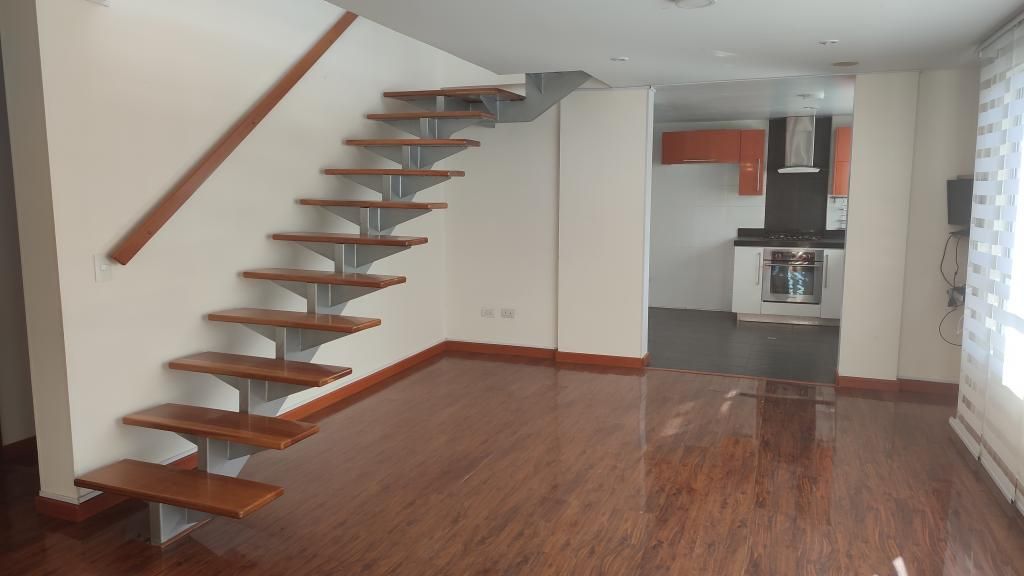 Casa en venta Boyacá Tunja Asd 214 m2 Habitaciones 5 Baños 4 Garajes 1 Precio $650000000