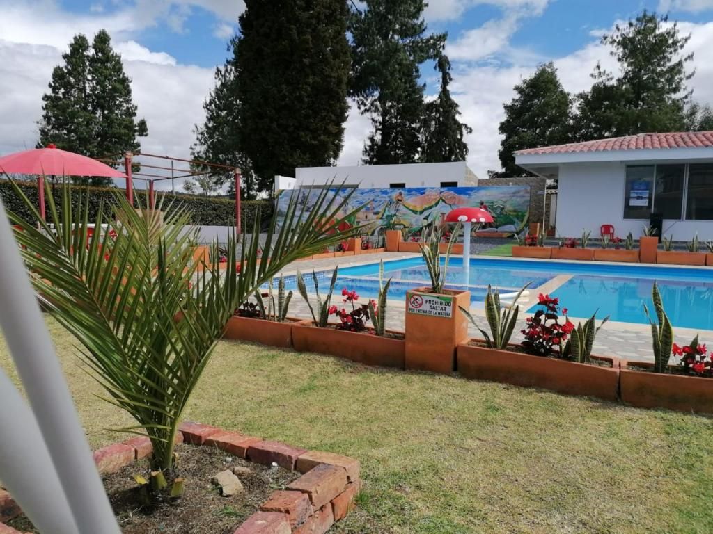 Edificio en venta Boyacá Tuta Tuta 725 m2 Habitaciones 5 Baños 7 Garajes 1 Precio $1700000000