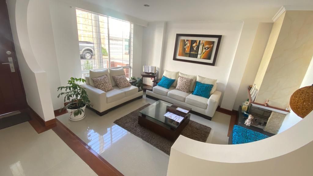 Casa en venta Boyacá Tunja Ub Terrazas De Santa Ines 195 m2 Habitaciones 4 Baños 4 Garajes 1 Precio $630000000