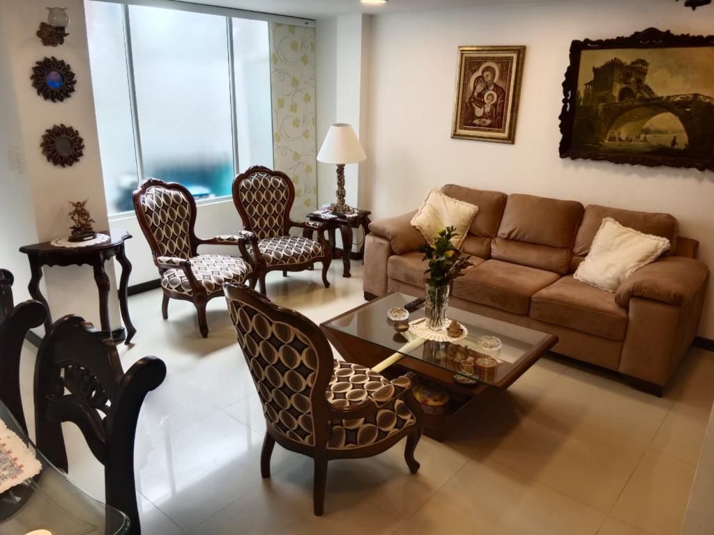 Casa en venta Boyacá Tunja Urbanización Las Quintas 143 m2 Habitaciones 4 Baños 3 Garajes 1 Precio $580000000