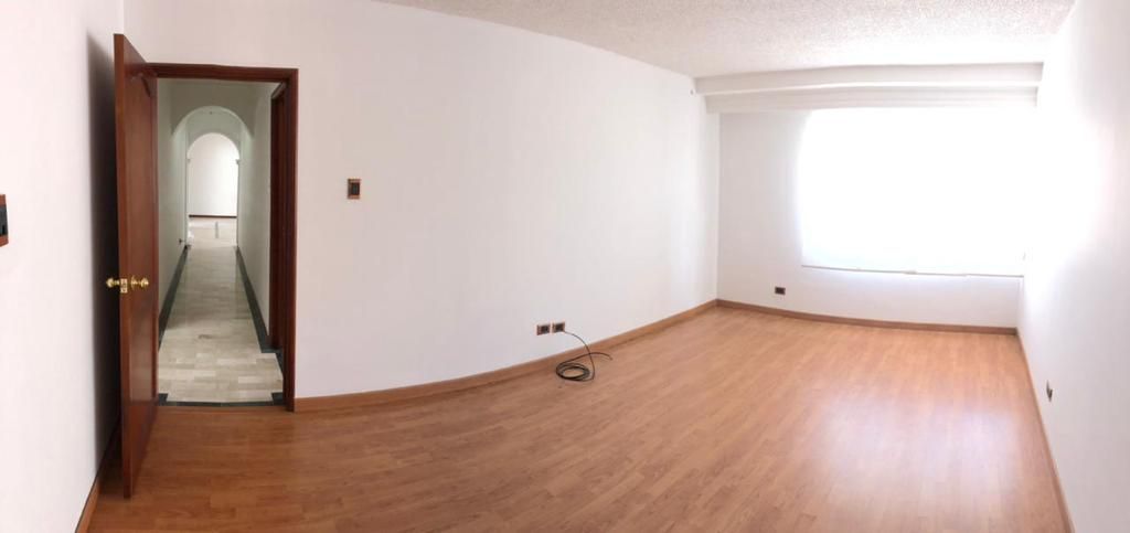 Apartamento en venta Boyacá Tunja Aquinin 162 m2 Habitaciones 3 Baños 4 Garajes 1 Precio $450000000