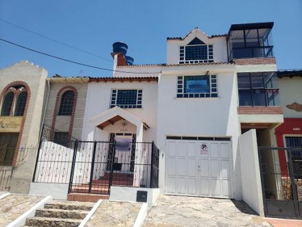 Casa en venta Boyacá Tunja Popular 332 m2 Habitaciones 10 Baños 5 Garajes 1 Precio $820000000