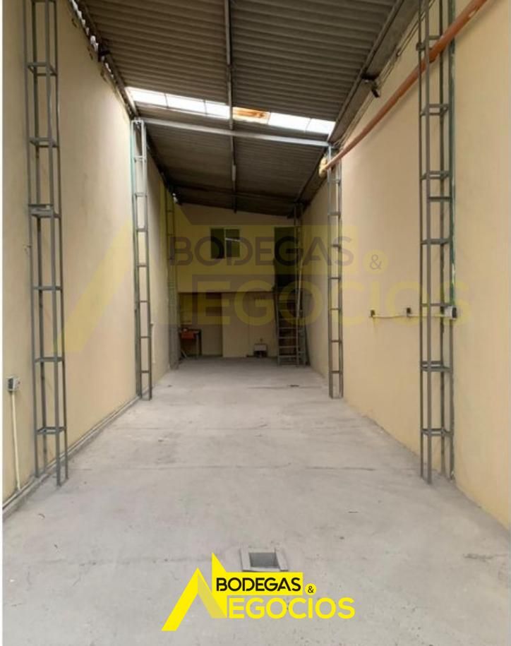 Bodega en arriendo Antioquia Medellín Santa Fe 120 m2 Habitaciones 0 Baños 0 Garajes 2 Precio $4000000