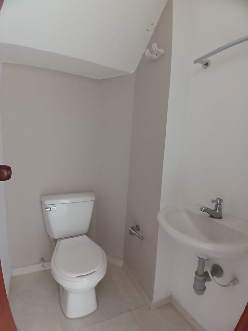 Casa en venta Risaralda Pereira Bosques De Cantabria 160 m2 Habitaciones 4 Baños 4 Garajes 4 Precio $650000000