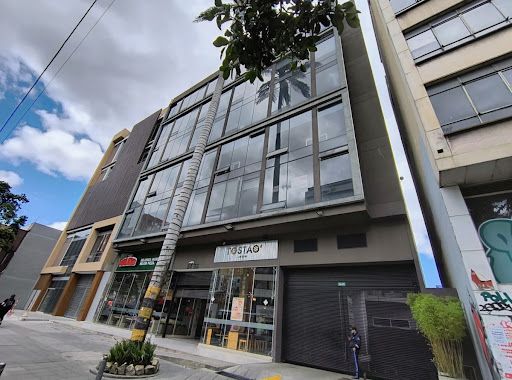 Local en venta Cundinamarca Bogotá Chapinero Central 34 m2 Habitaciones 0 Baños 10 Garajes 1 Precio $480000000