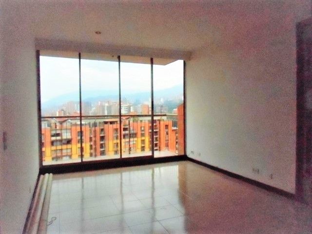 Apartamento en arriendo Antioquia Envigado Villa Grande 74 m2 Habitaciones 2 Baños 2 Garajes 2 Precio $3000000
