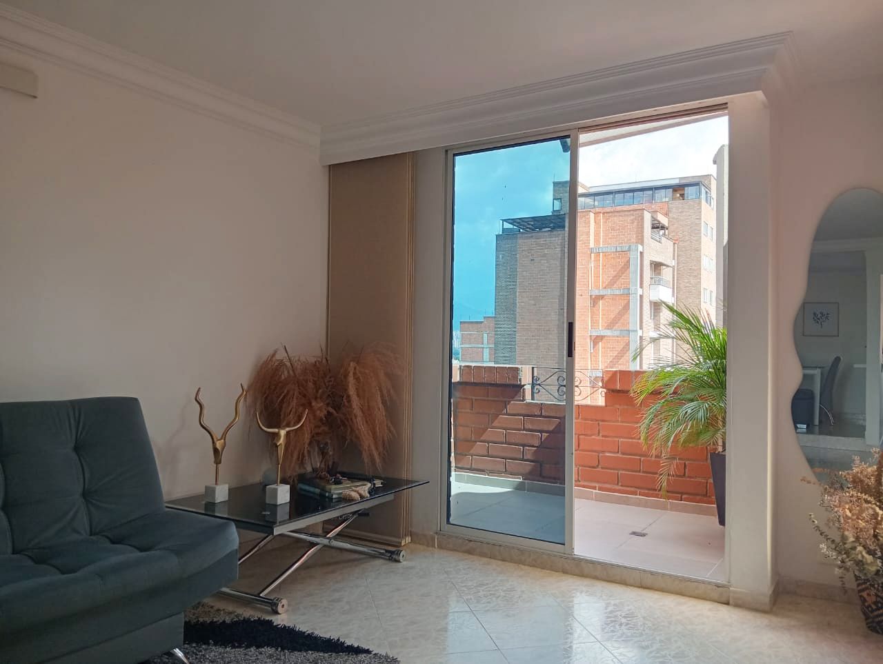 Apartamento en venta Antioquia Medellín La Castellana 150 m2 Habitaciones 3 Baños 4 Garajes 2 Precio $860000000