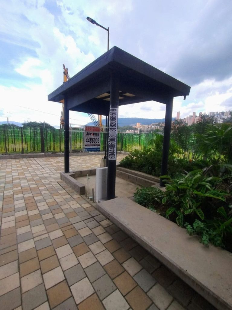 Local en arriendo Antioquia Medellín Simesa 5 m2 Habitaciones 0 Baños 0 Garajes 0 Precio $4900000