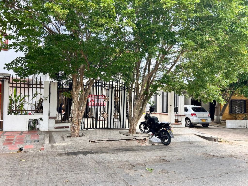 Casa en arriendo Atlántico Barranquilla Paraiso 173 m2 Habitaciones 4 Baños 3 Garajes 2 Precio $3000000