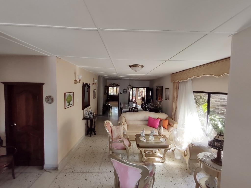 Casa en venta Atlántico Barranquilla La Cumbre 240 m2 Habitaciones 4 Baños 3 Garajes 1 Precio $850000000